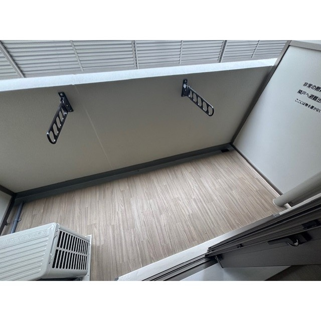 ファステート京都東福寺パラベルのバルコニー