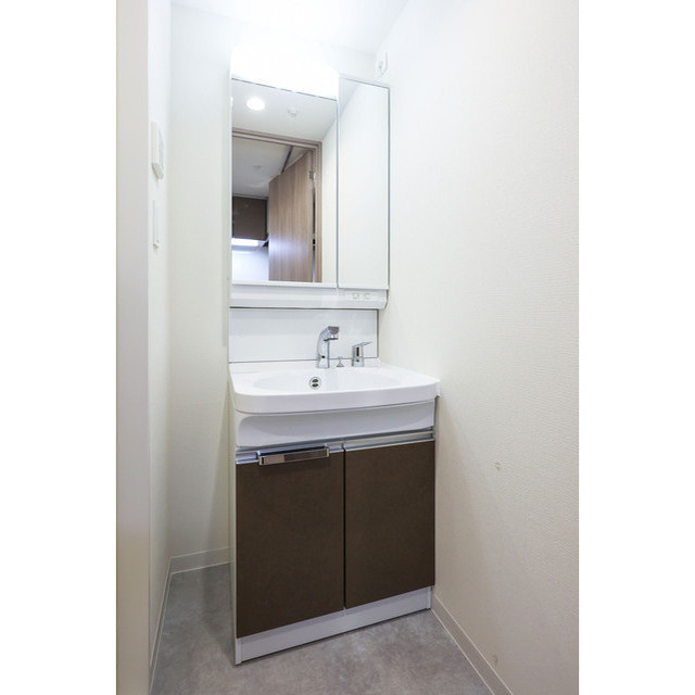 ファステート神戸サルビアの洗面所