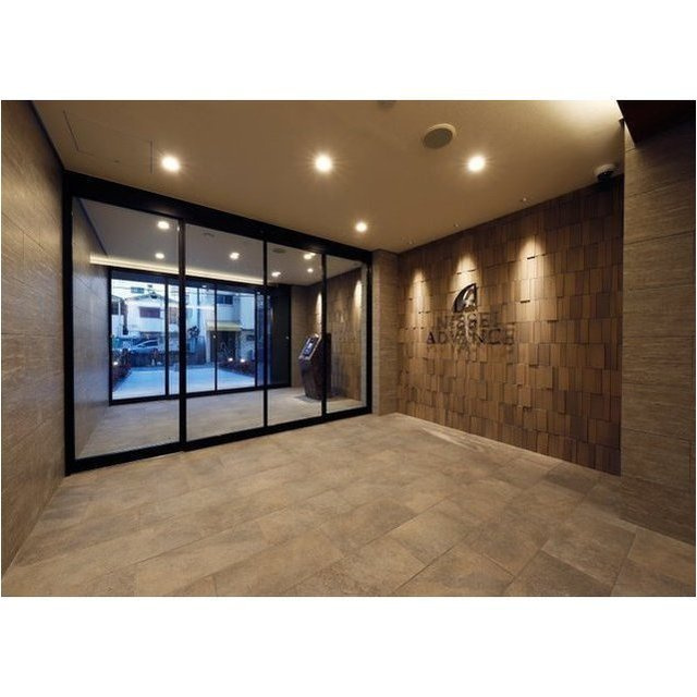 アドバンス北大阪ロワンの居間・リビング