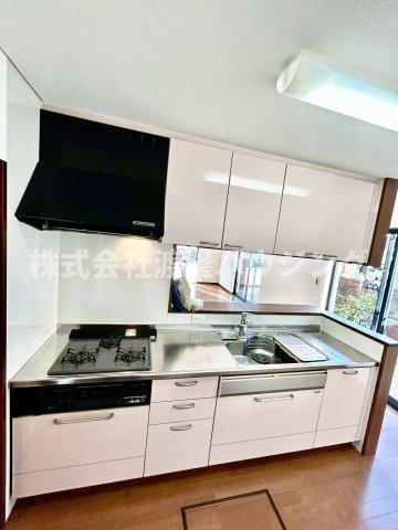 寿楽荘一戸建のキッチン