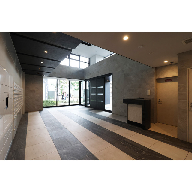 エステムコート難波Ⅶビヨンドの居間・リビング