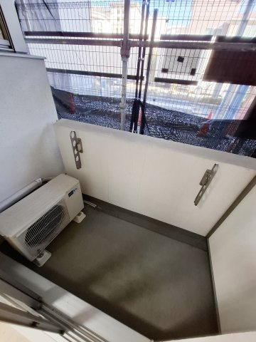 セレニテ甲子園Iのバルコニー