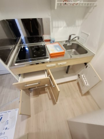 セレニテ甲子園Iのキッチン|キッチン収納