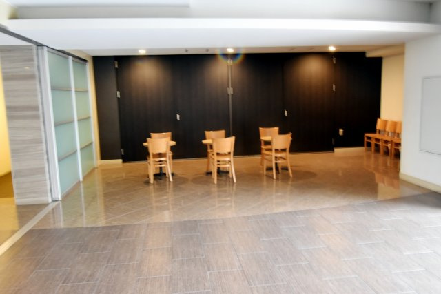 セレニテ甲子園Iのロビー