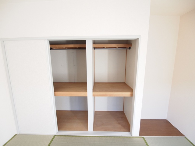 コスモス結崎Ａの収納