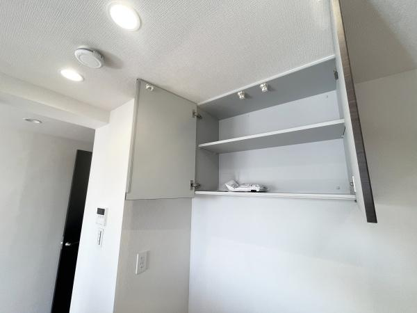 【キッチン】 | 青葉台ガーデンハウス | キッチン後ろにも収納スペースがあります！