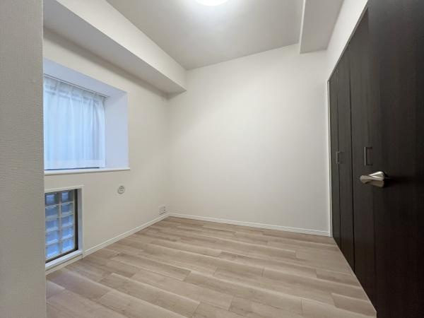 【洋室】 | 青葉台ガーデンハウス | 白とナチュラルの落ち着いたカラーセレクトです