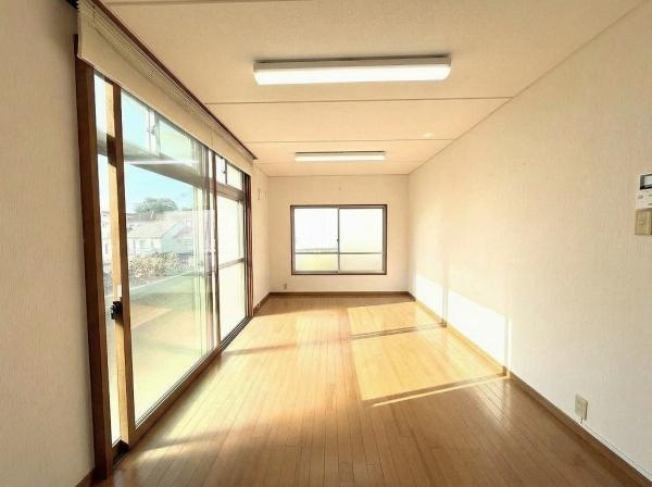 【居間・リビング】 | 垂水区舞子坂2丁目　中古戸建