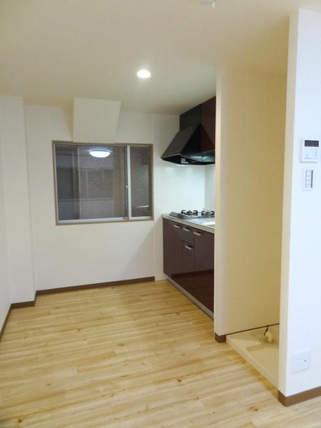 パシフィック泉尾IIのキッチン|★ゆとりあるキッチンスペース★