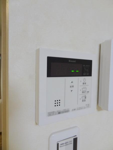 パシフィック泉尾IIのキッチン|★楽々給油リモコン★