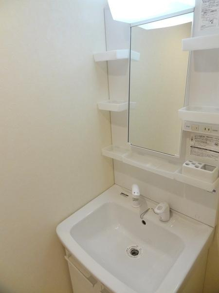 パシフィック泉尾IIの洗面所|★シャンドレ付き独立洗面台★