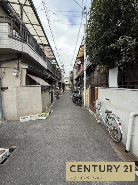 南恩加島3丁目中古戸建の前面道路含む現地写真