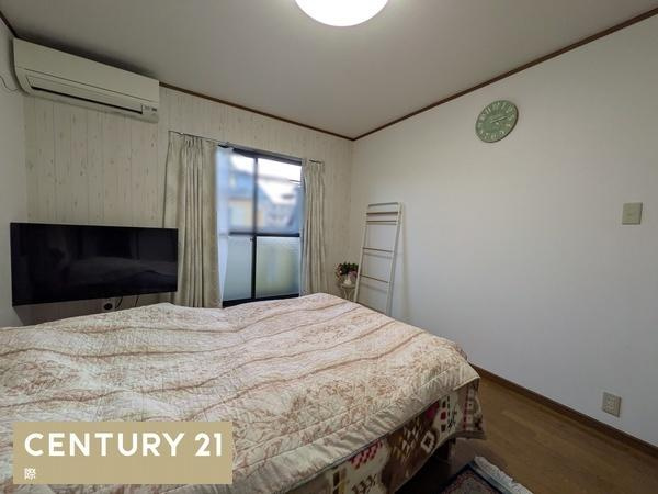 和歌山市北新博労町　中古戸建の洋室