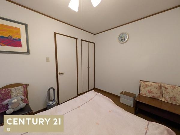 和歌山市北新博労町　中古戸建の洋室