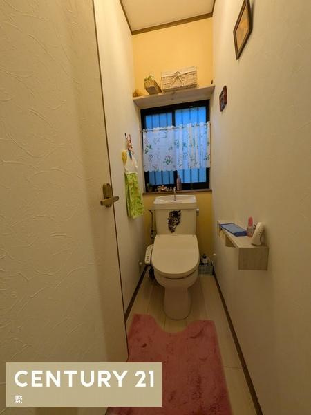 和歌山市北新博労町　中古戸建のトイレ