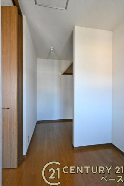 香芝市旭ケ丘４丁目の中古一戸建の収納|■現地撮影写真■全居室に収納を完備！