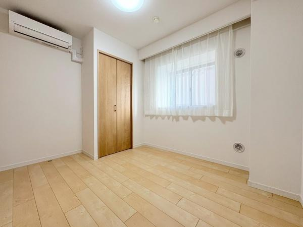 コスモ新百合ヶ丘の子供部屋|温かみのある色合いの室内！室内を住み心地良く、快適に！