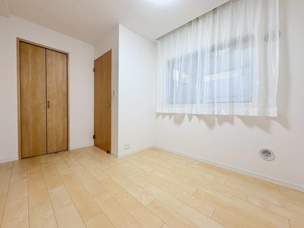 コスモ新百合ヶ丘の内装|テレワークルームや趣味のお部屋などにもご利用いただけます。