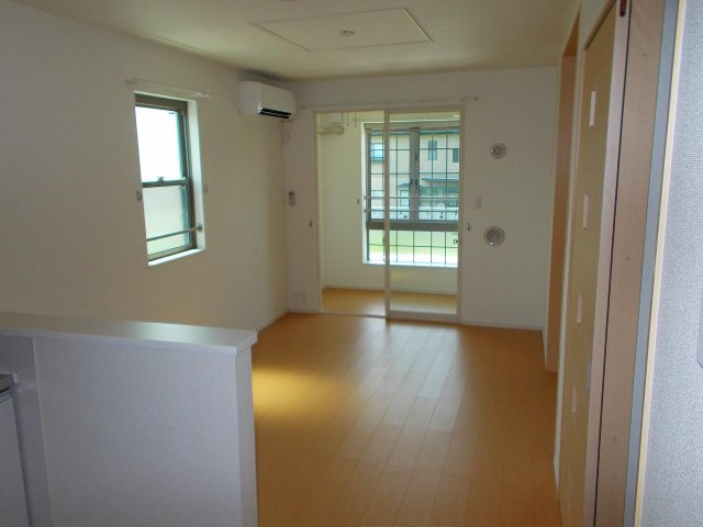 フルットの居間・リビング|ゆったり過ごせるリビングです