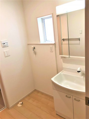 【独立洗面台】 | 【20万円ｷｬｯｼｭﾊﾞｯｸ対象物件】クレーデルガーデン大和高田市大中 第1 全2棟 1号棟 | 施工例写真