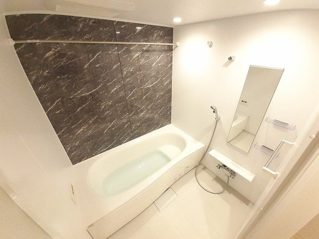 メゾン　プリマヴェラの浴室