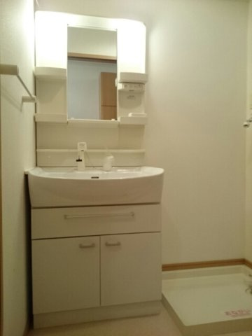 パストラーレ道後Ａの洗面所