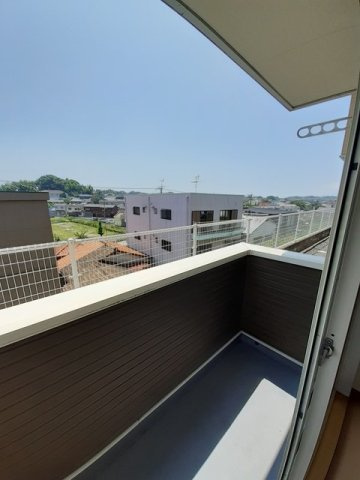荒尾ガ－デンヒルズのバルコニー|陽当たり良好なバルコニーです