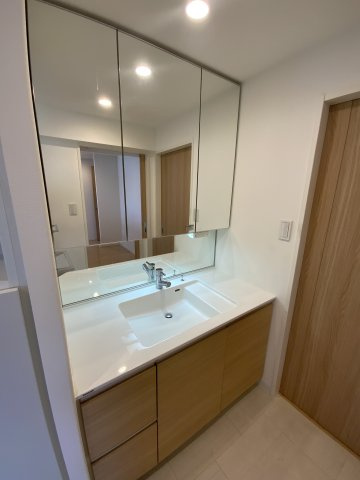 アルファステイツ佐古一番町の独立洗面台