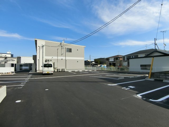 Ｌｉｎｋ　Ｒｏｍｍｔｙ（リンク　ロンティ）の駐車場