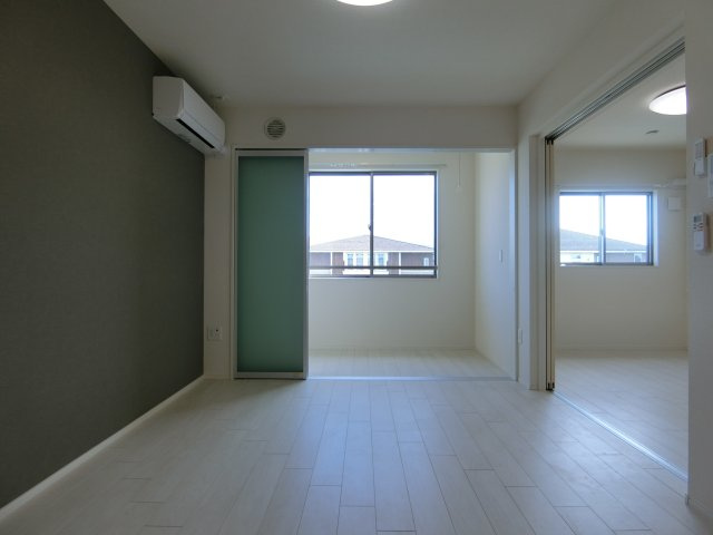 Ｌｉｎｋ　Ｒｏｍｍｔｙ（リンク　ロンティ）の居間・リビング