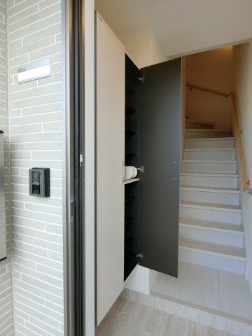 Ｌｉｎｋ　Ｒｏｍｍｔｙ（リンク　ロンティ）の収納