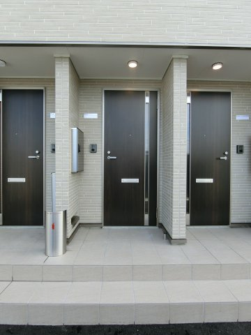 Ｌｉｎｋ　Ｒｏｍｍｔｙ（リンク　ロンティ）の玄関