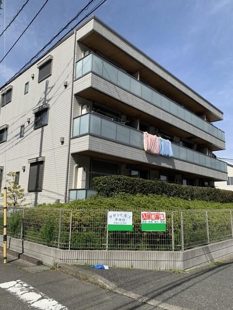 サザンヒルズ港南台壱番館の外観