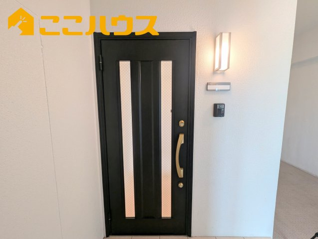 プレミアムコート与儀パークヒルズの玄関|玄関
