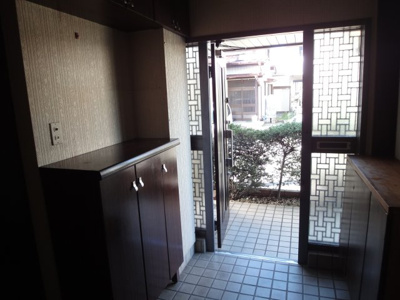 【玄関】 | 弥藤吾貸家