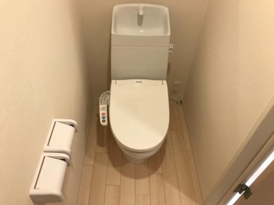 【トイレ】 | ソランジュ | シャワー付トイレ（イメージ）