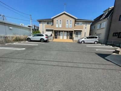 【駐車場】 | サンセール | 駐車場完備です