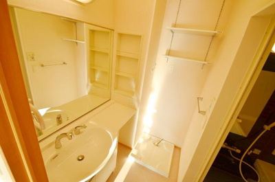 【洗面所】 | サンセール | ゆったりとスペースのある洗面所