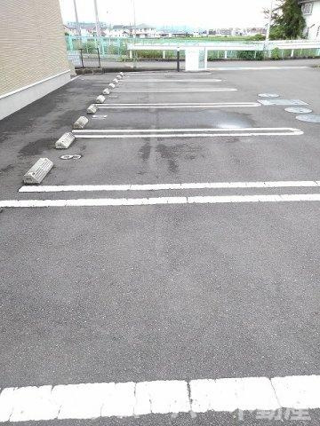 ＰＲＯＧＲＥＳＳの駐車場