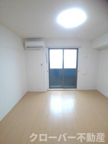 ＰＲＯＧＲＥＳＳの居間・リビング