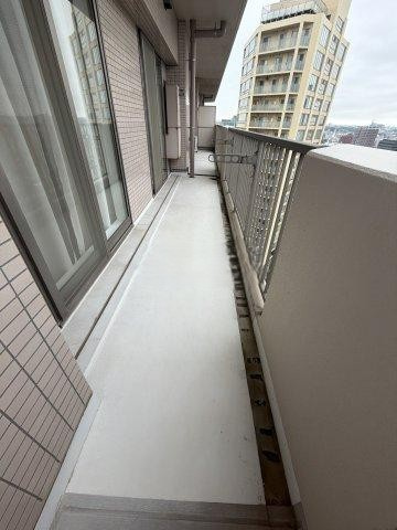 エクステ山下公園クレイドルタワ－のバルコニー