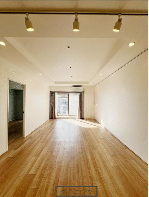 エクステ山下公園クレイドルタワ－の居間・リビング