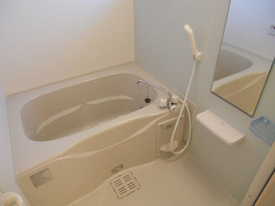 【浴室】 | グランベルメゾン | ゆったり過ごせるお風呂です