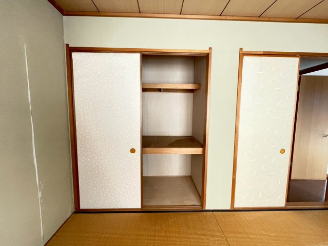 八街市東吉田623の収納