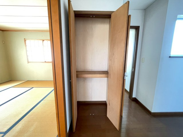 八街市東吉田623の収納