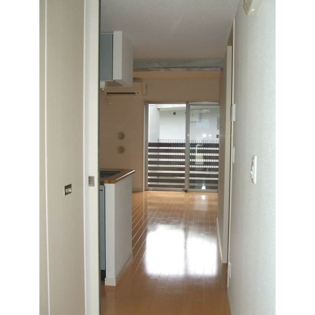 川崎市麻生区千代ケ丘４丁目の賃貸マンションの玄関