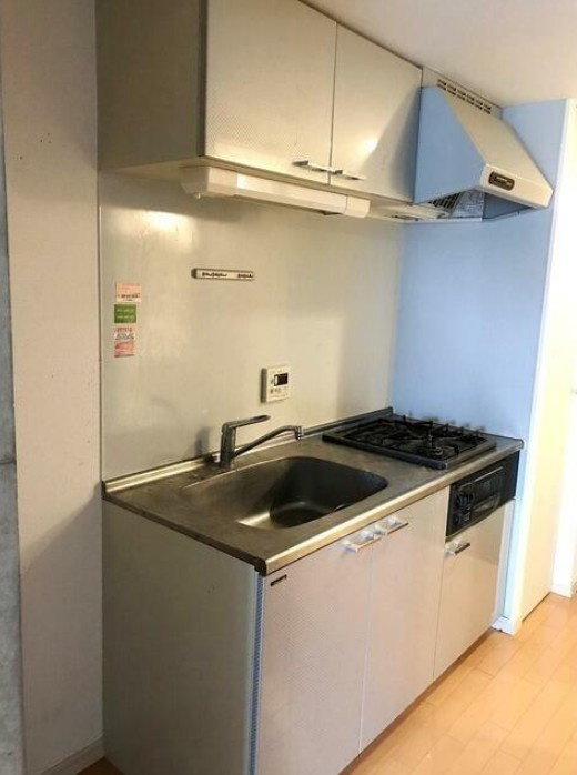 川崎市麻生区千代ケ丘４丁目の賃貸マンションのキッチン