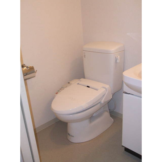 川崎市麻生区千代ケ丘４丁目の賃貸マンションのトイレ