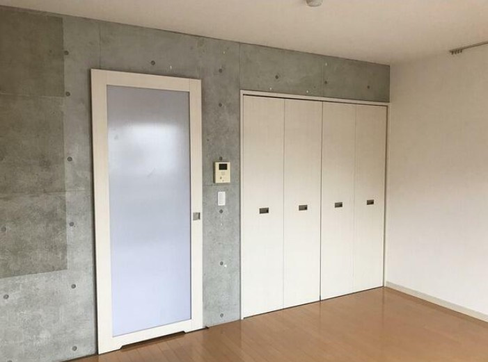 川崎市麻生区千代ケ丘４丁目の賃貸マンションの収納