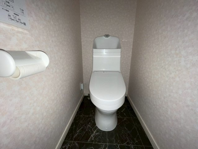 山武市松ヶ谷ロ3285のトイレ